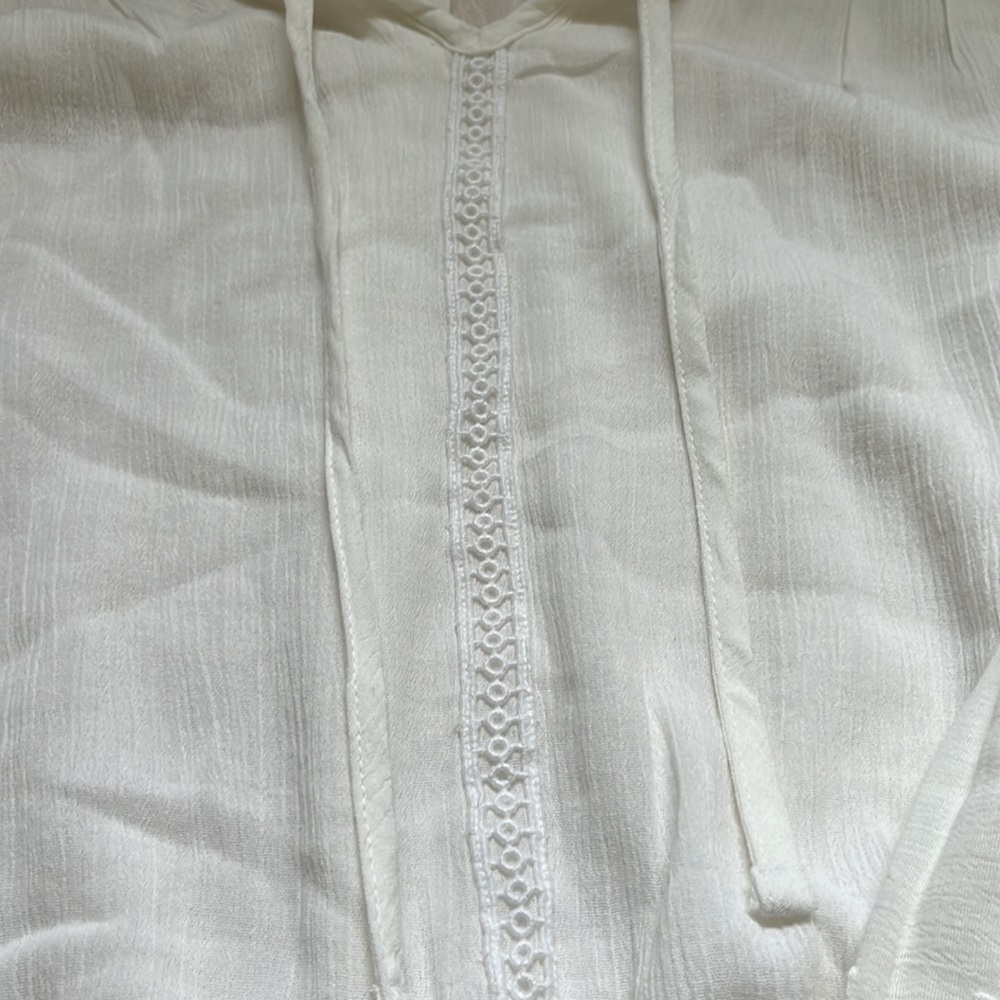 NWOT Hollister Long Sleeve White Blouse - Picture 4 of 6